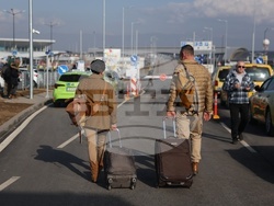 Летище - таксиметрови шофьори - протест