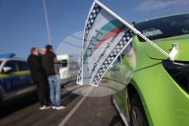 Летище - таксиметрови шофьори - протест