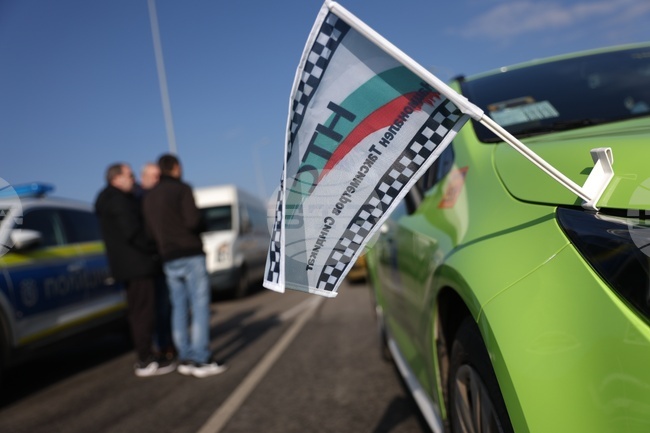 Летище - таксиметрови шофьори - протест