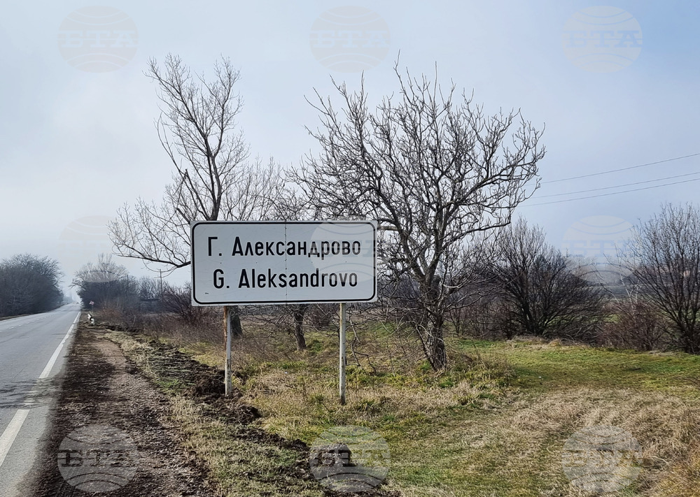 Две жени пострадаха в катастрофа с преобърнал се пътнически бус край сливенското село Горно Александрово