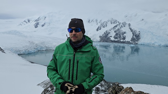 Докторът по електроника Петър Сапунджиев пред БТА: Изследванията в Антарктида са парченца от пъзела на глобалната климатична картина