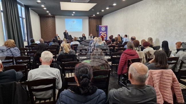 Регионална среща по случай 35 г. от основаването на Независим учителски синдикат към КНСБ се проведе в Шумен