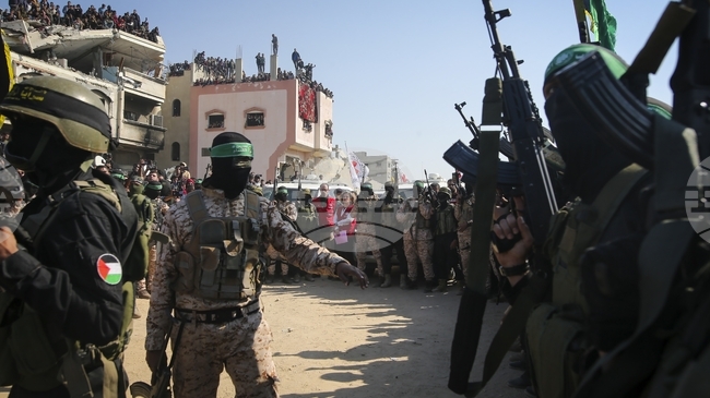 „Хамас“ са използвали емоджита, за да сигнализират за началото на атаката срещу Израел