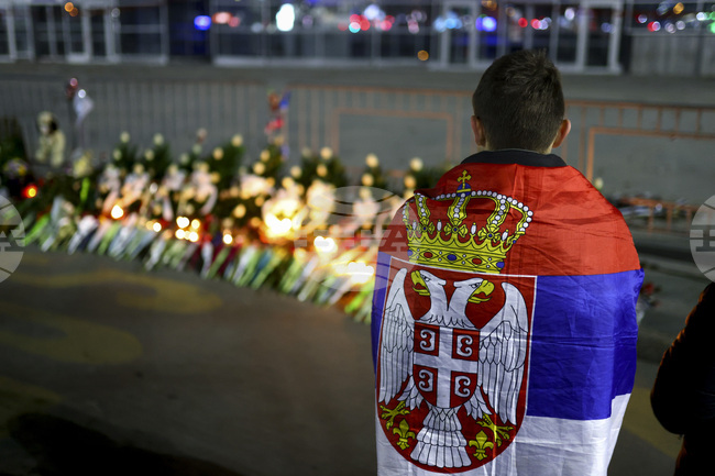 Сърбия разследва осем месеца трагедията в Нови Сад, се казва в доклад на ЕК за върховенството на закона в борбата с корупцията