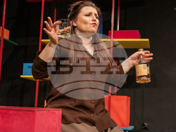 „Случаят Лола“ в Сатирата, снимка – Сатиричен театър