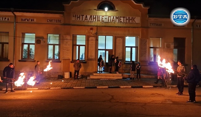 В самуилското село Хърсово отдадоха почит на загиналите във войните