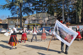 Село Змейово - празник на виното - Цар Трифон