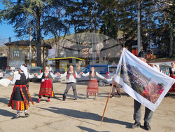 Село Змейово - празник на виното - Цар Трифон