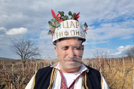 Село Змейово - празник на виното - Цар Трифон