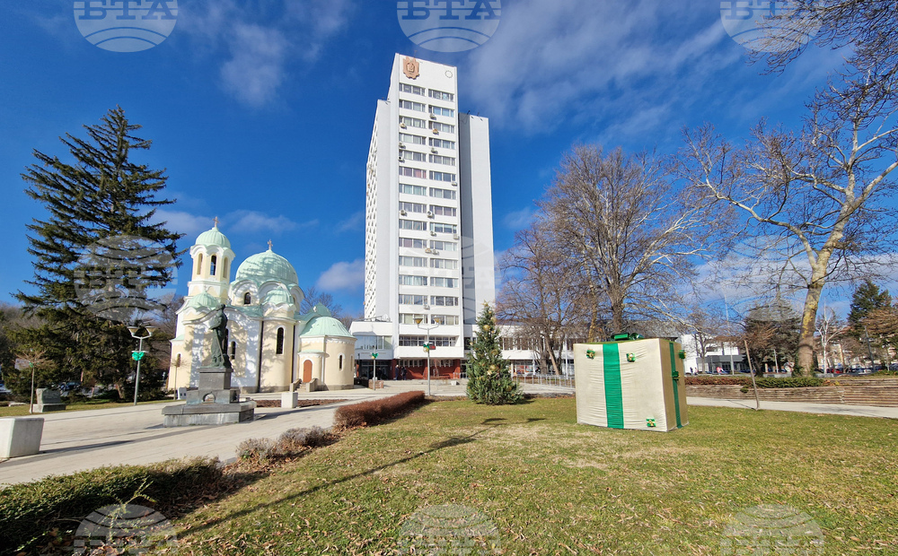 Отлага се повишението на данъците за МПС и неджими имоти за 2025 г., съобщи кметът на Перник