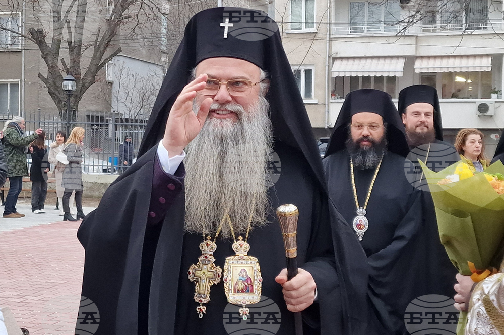 Пловдивският митрополит Николай освети новия храм "Св. вмчца Марина" в Асеновград