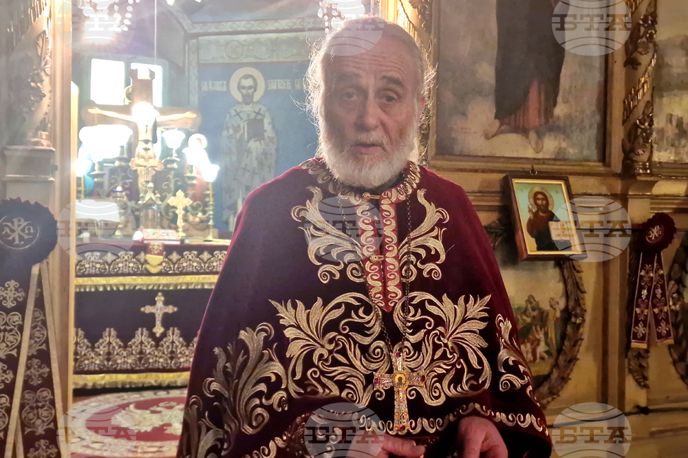 Разград - храм „Св. Николай Мирликийски Чудотворец” - Сретение Господне