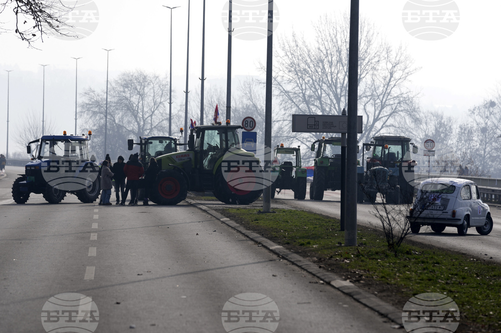 Блокадата на Ибърската магистрала в Сърбия продължава, фермери от Богатич ще се включат в протеста