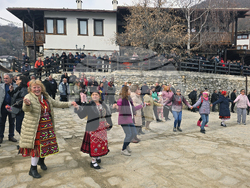 Село Делчево - празник на виното „Трифон Зарезан”