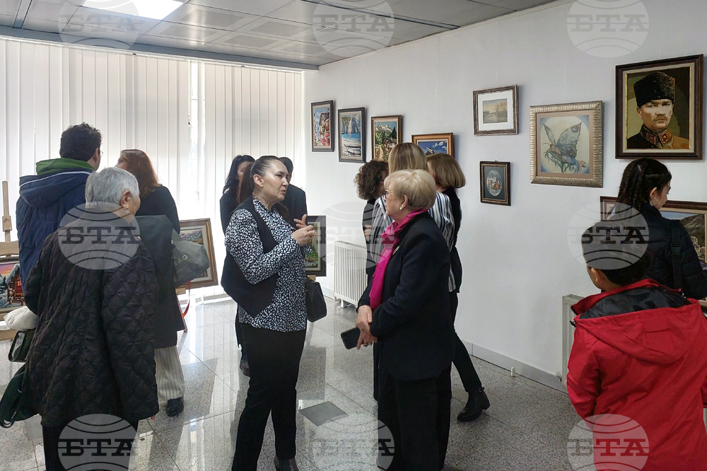 Национален пресклуб на БТА Анкара - гоблени - изложба 