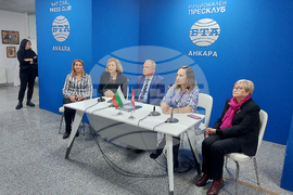 Национален пресклуб на БТА Анкара - гоблени - изложба 