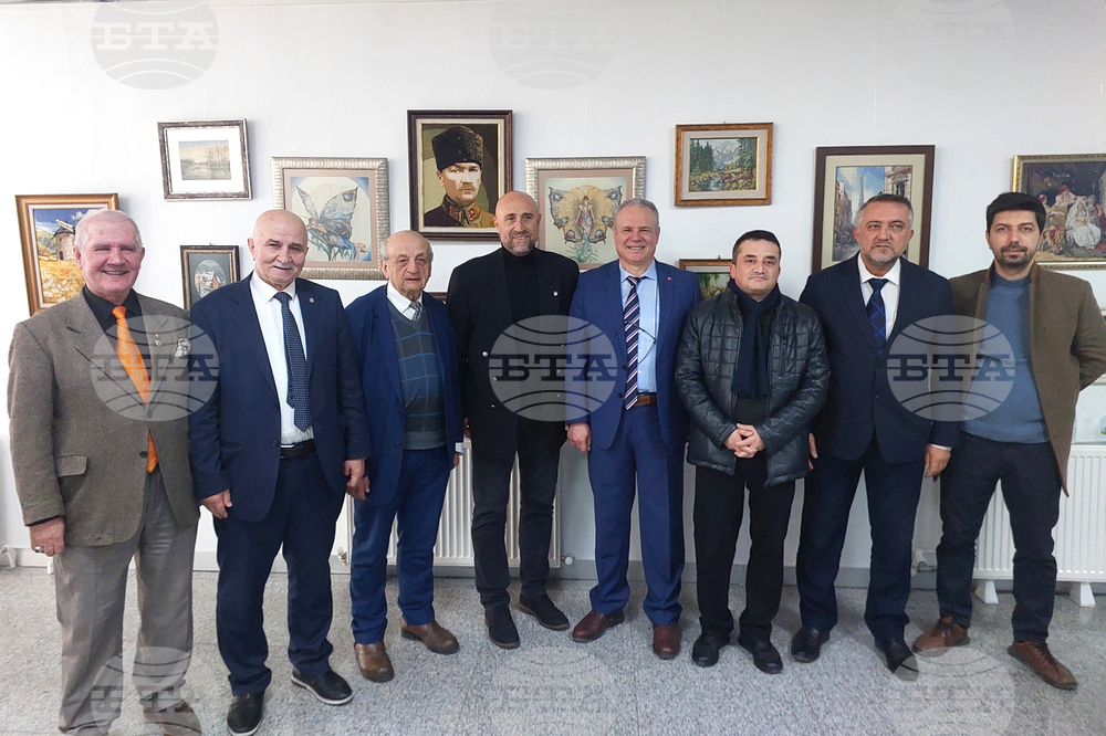 Национален пресклуб на БТА Анкара - гоблени - изложба