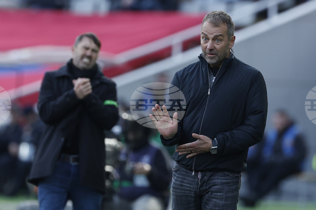 "Срещу Валенсия видяхте стилът, който искам да показваме във всеки мач", радва се треньорът на Барселона Ханзи Флик