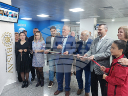 Национален пресклуб на БТА Анкара - гоблени - изложба