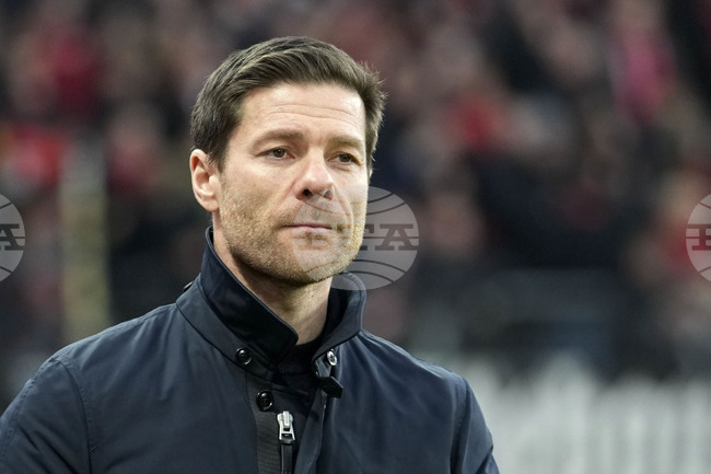 Треньорът на Леверкузен Шаби Алонсо настоява за последно голямо усилие от играчите си в изтощителна серия от мачове след зимната пауза