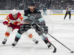 Flames Kraken Hockey