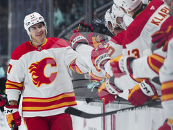 Flames Kraken Hockey