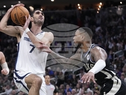 Grizzlies Bucks Basketball