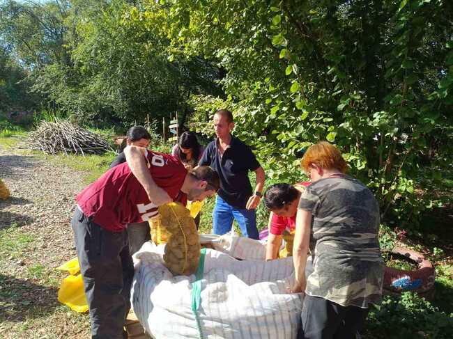 Зелено училище за хора с увреждания организират в Казанлък