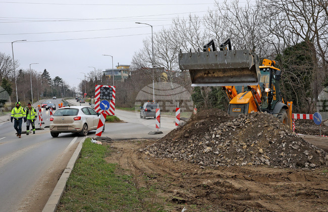До 15 май ще бъде затворено северното платно на пътя Варна – Златни пясъци от „Евксиноград“ до „Траката“