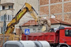 Бургас - улица - ремонт