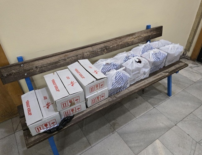 Митническите служители на МП „Калотина“ спряха контрабанда на 48 кг сексуален стимулант 