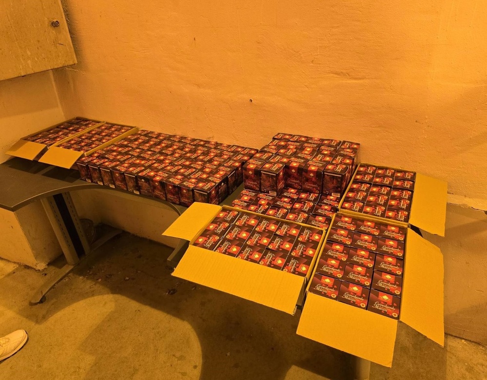 Митническите инспектори на „Калотина“ задържаха 48 кг недекларирани сексуални стимуланти, укрити в товарен автомобил