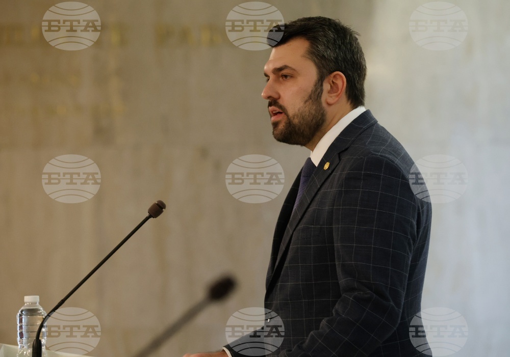 No Reports of Injured Bulgarians in Earthquake-Affected Areas in Greece, Says Minister Georgiev