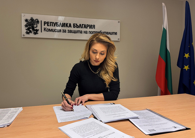 ВАС остави в сила предварителното изпълнение на заповедта на Комисията за защита на потребителите срещу "Виваком" за неустойки при прекратяване на договор, съобщиха от КЗП