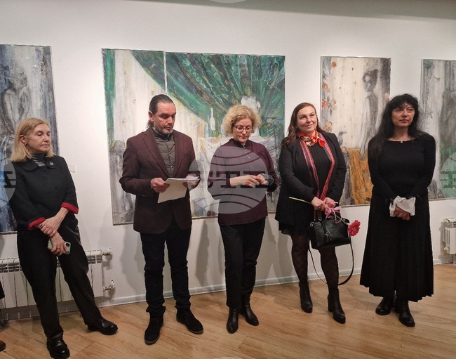 Художничките Анна Цоловска и Бисера Вълева откриха съвместна изложба