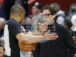 Hawks Pistons Basketball