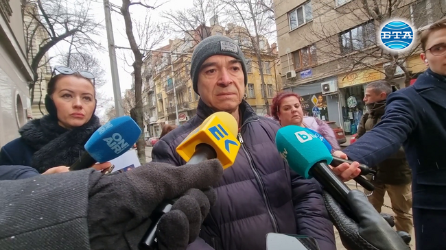 Представители на сдружение „Ангели на пътя“ разговарят с членове на Съдийската колегия на Висшия съдебен съвет