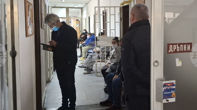 От 14 до 20 януари се въвеждат противоепидемични мерки в област Варна, съобщиха от здравното министерство