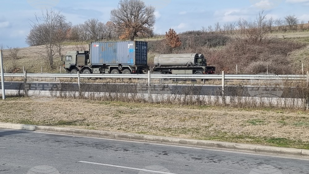 Автомагистрала "Марица" - военна техника - транспорт