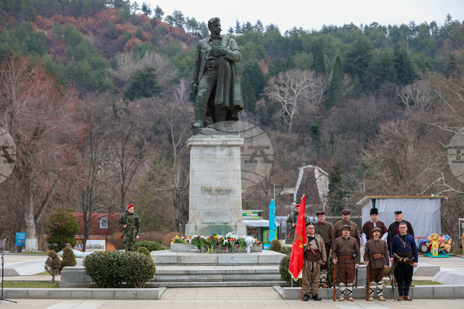 В Благоевград отбелязаха 153 години от рождението на Гоце Делчев