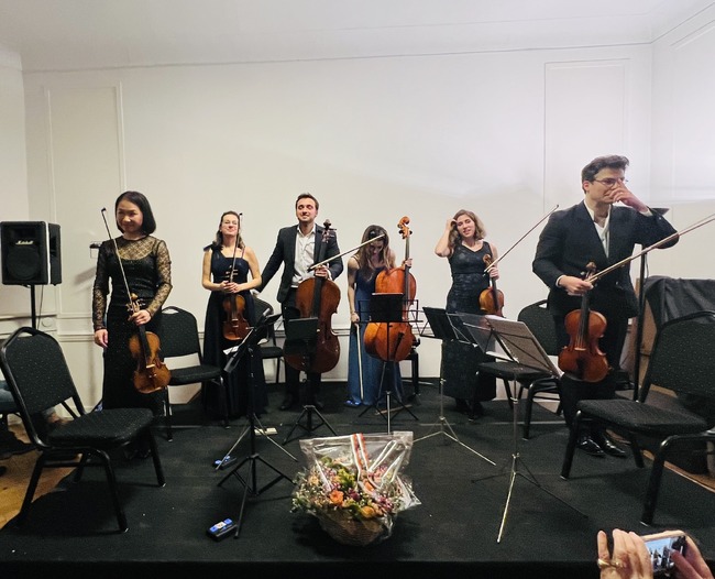 Българска цигуларка се изяви на концерт в Брюксел заедно с музиканти от европейски оркестри 