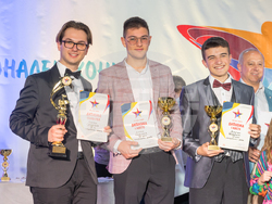 Ерсин Мустафов и Веселин Маринов ще проведат мастър класове в националния конкурс „Път към славата“. Снимка: организатори