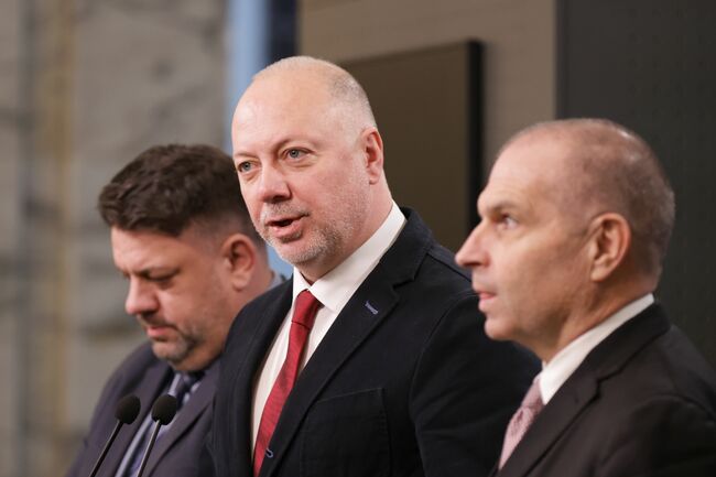 До 40 % разходи от БВП и дефицит до 3 % са параметрите на проектобюджета, каза премиерът Росен Желязков