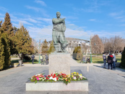 Република Северна Македония - Гоце Делчев - паметник