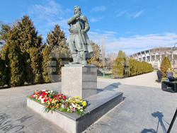 Република Северна Македония - Гоце Делчев - паметник