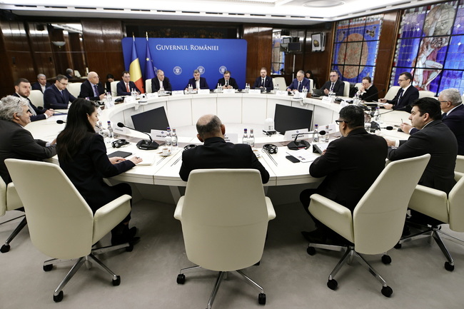 Румънският премиер Марчел Чолаку обеща рекордни инвестиции и реформи на среща с Групата на Световната банка в Букурещ 