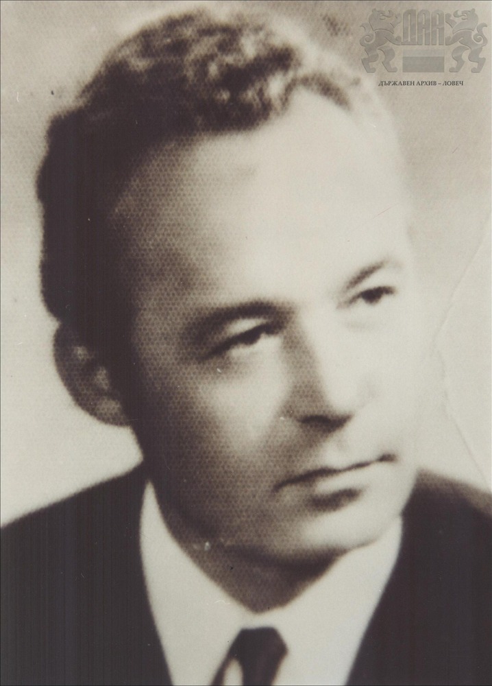 Отбелязваме 95 години от рождението на музикалния педагог и диригент Веселин Калчев