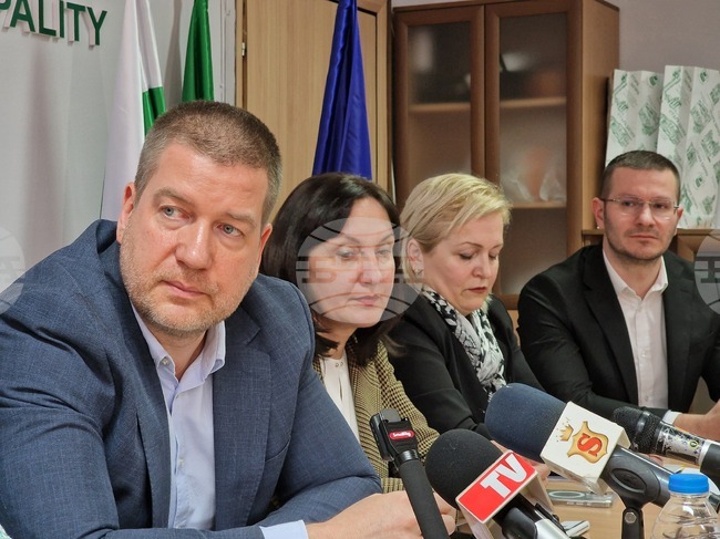 Предстои Индустриална зона "Загоре" в Стара Загора да придобие терена на бившето летище, съобщи изп. директор Радослав Танев