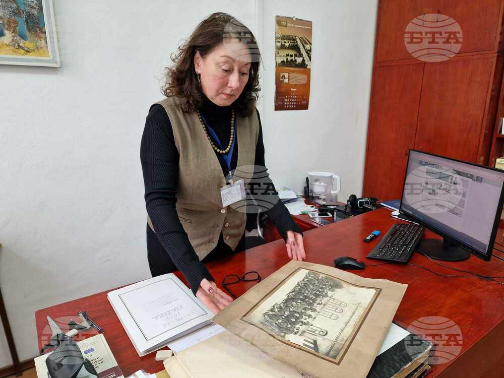 Лични дарения в Държавния архив в Разград проследяват историята на вестник „Разградски народен глас“