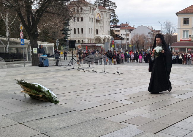 Гоце Делчев - полагане на венци и цветя - 153 години от рождението на Гоце Делчев